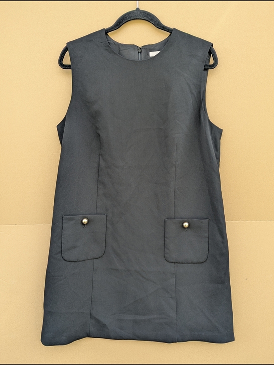 H&M Dresses & Skirts - H&M Pocket Front Mod Shift Dress Gold Button Sleeveless Mini Large 10 Workwear